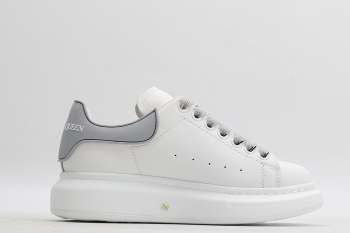 ALEXMQ Sneakers