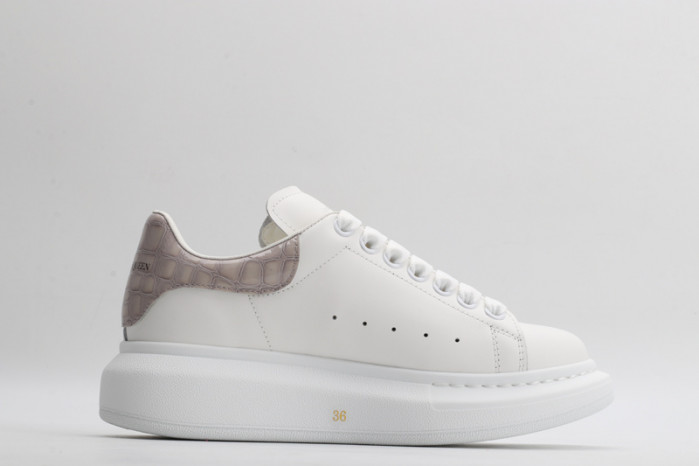 ALEXMQ Sneakers