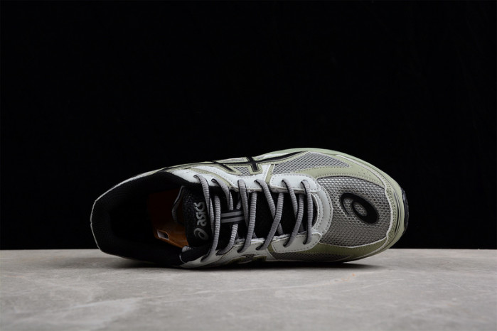 As*ic*s jog 100 s lightweight low tops non-slip gray green 1201a715-020