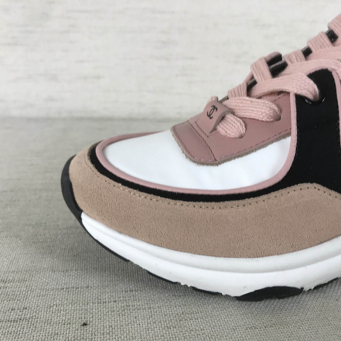 CHNL Sneaker