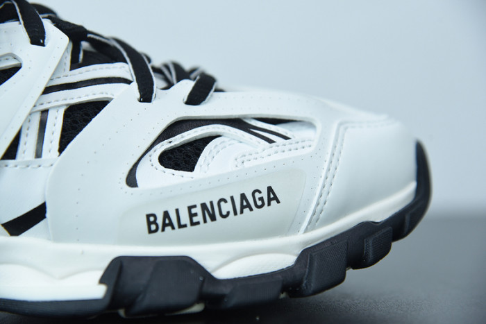 BALCIA Track SNEAKER