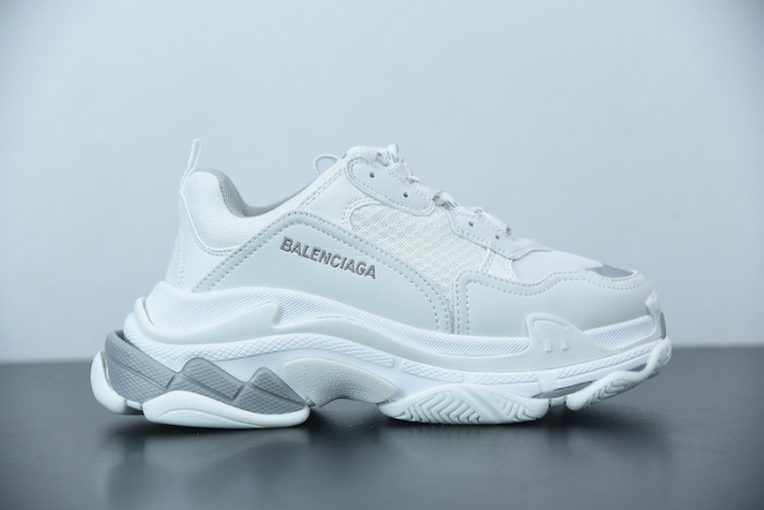BALCIA Triple S Sneaker