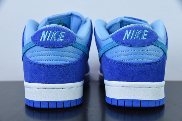 Nike SB Dunk Low Blue Raspberry DM0807-400