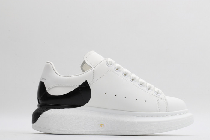 ALEXMQ Sneakers
