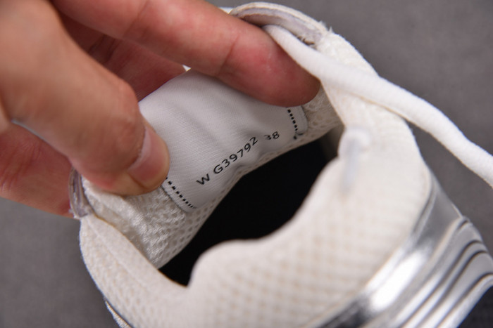 CHNL Sneaker