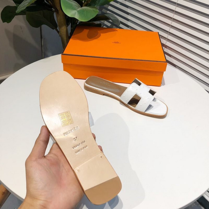 H**mes slide