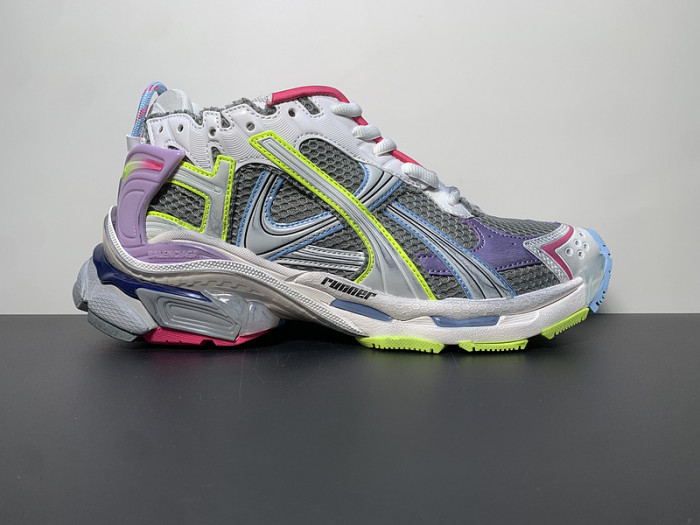 BALCIA RUNNER SNEAKER