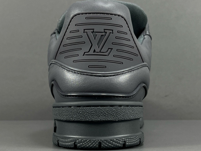LUSV SNEAKERS