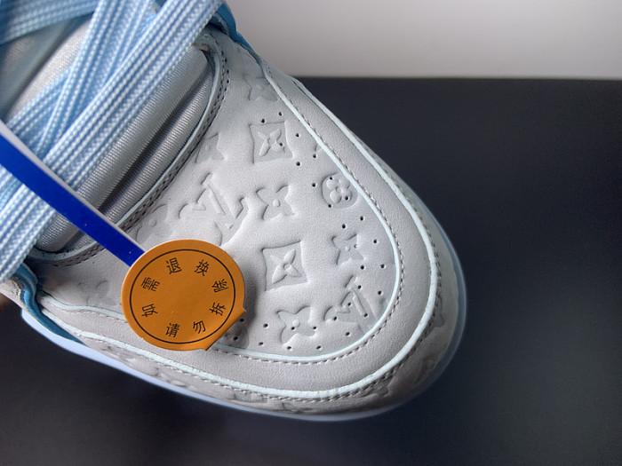 LUSV SNEAKERS