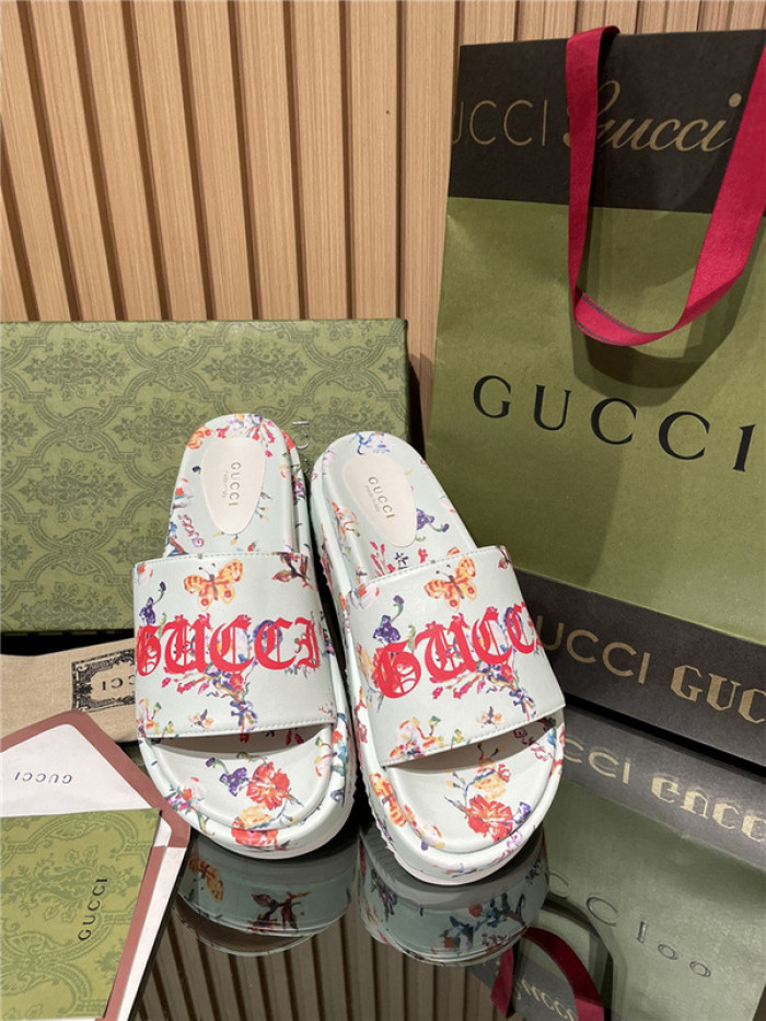 GCI GG Slide Sandal