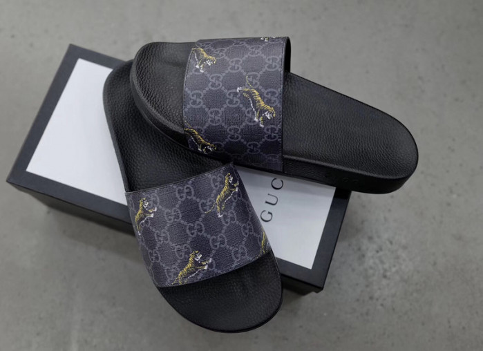 GCI GG Slide Sandal
