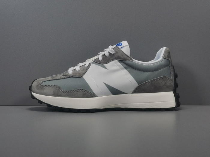New Balance 327 