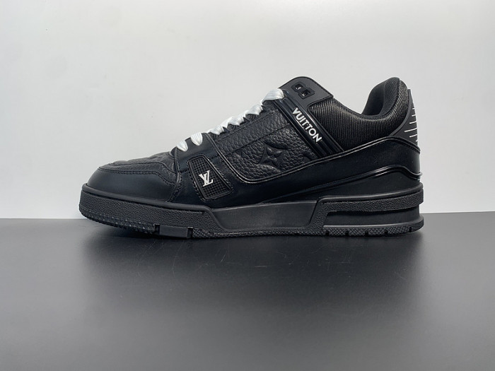 LUSV SNEAKERS