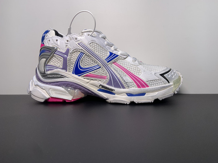BALCIA RUNNER SNEAKER