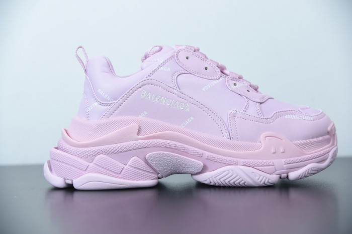 BALCIA Triple S Sneaker