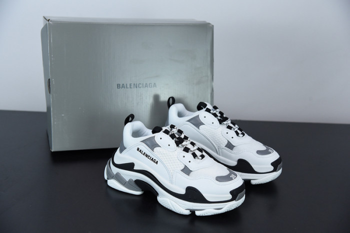 BALCIA Triple S Sneaker