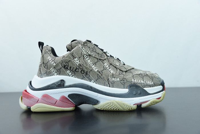 BALCIA SNEAKER