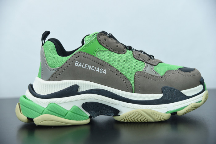 BALCIA Triple S Sneaker