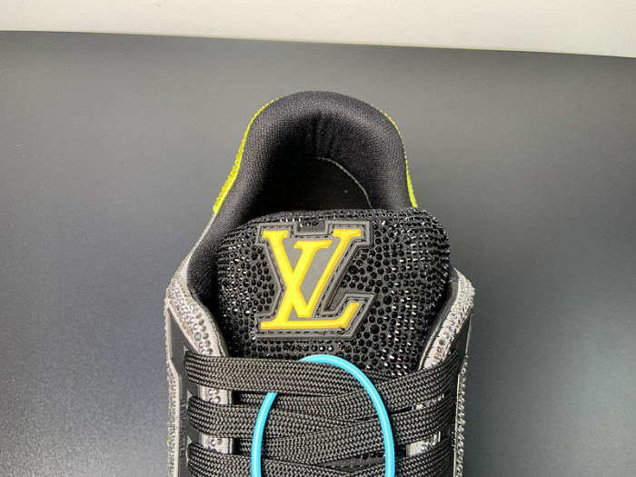 LUSV SNEAKERS