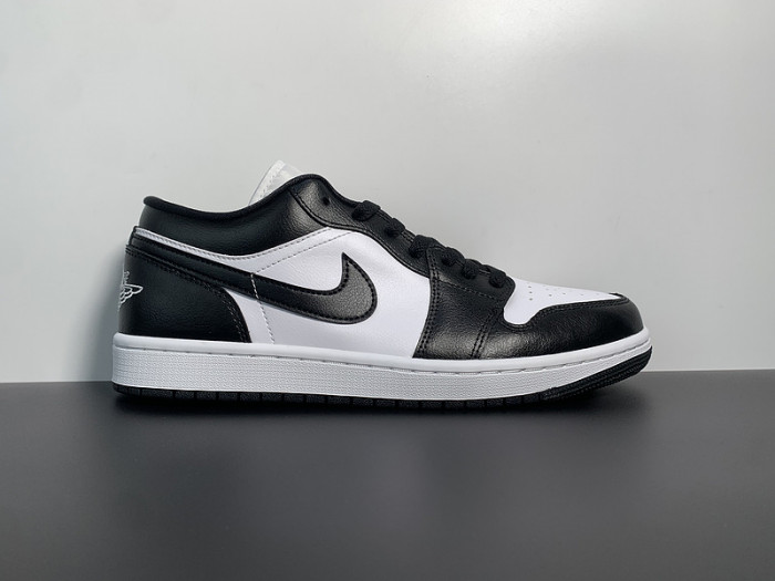 Air Jordan 1 Low Panda DC0774-101