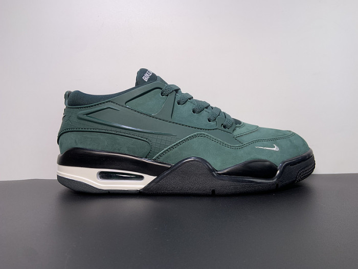Nigel Sylvester x Air Jordan 4 RM Pro Green Metallic sail HF4334-300