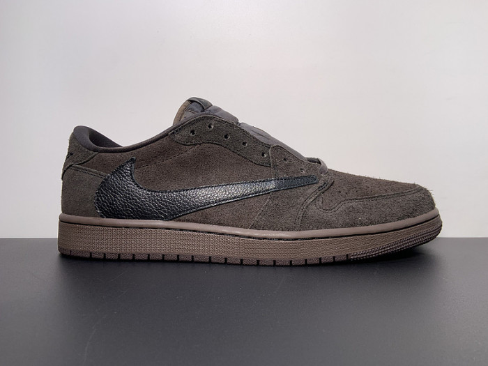 Travis Scott x Air Jordan 1 Low OG DM7866-202
