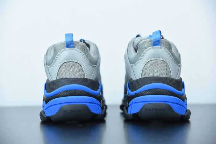 BALCIA Triple S Sneaker