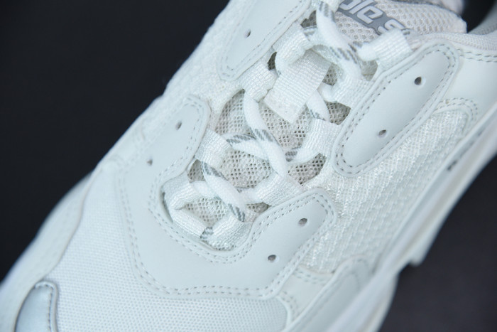 BALCIA Triple S Sneaker