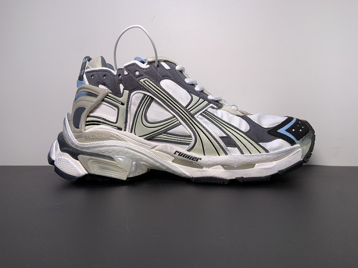 BALCIA RUNNER SNEAKER