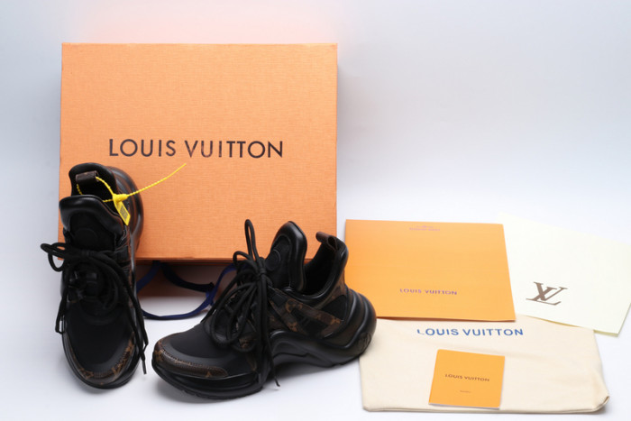 LUSV SNEAKERS
