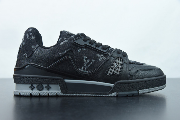 LUSV SNEAKERS