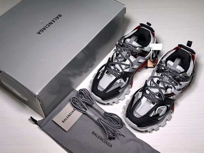 BALCIA Track SNEAKER