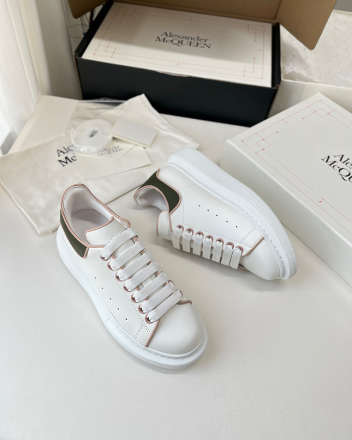 ALEXMQ Sneakers