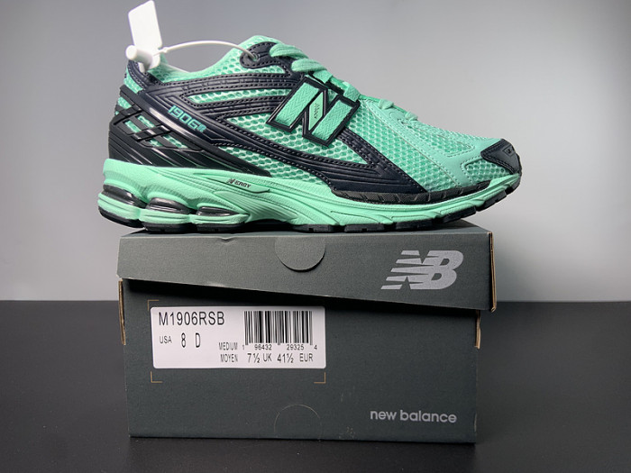 size? x New Balance 1906R "Green/Black" M1906RSB