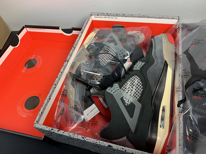 OFF-WHITE x Air Jordan 4 “Bred” CV9388-001