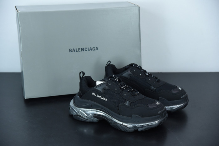 BALCIA Triple S Sneaker