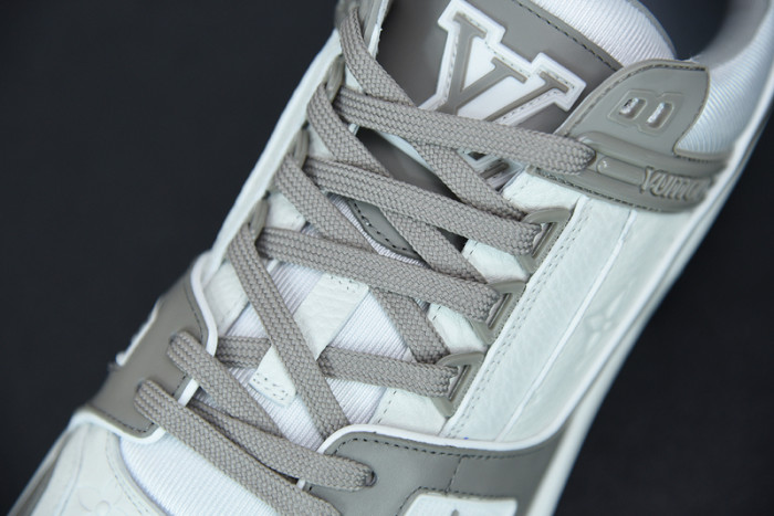LUSV SNEAKERS