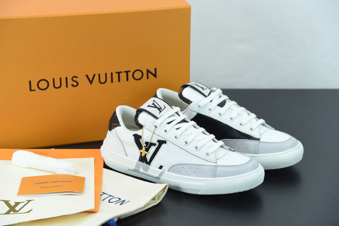 LUSV SNEAKERS