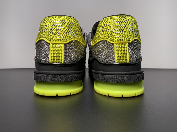 LUSV SNEAKERS