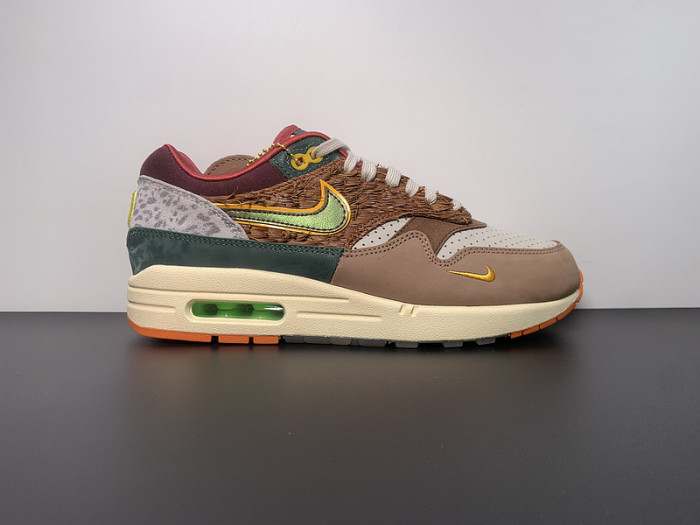Nike Air Max 1 ''87 Luxe University of Oregon PE HQ2639-100