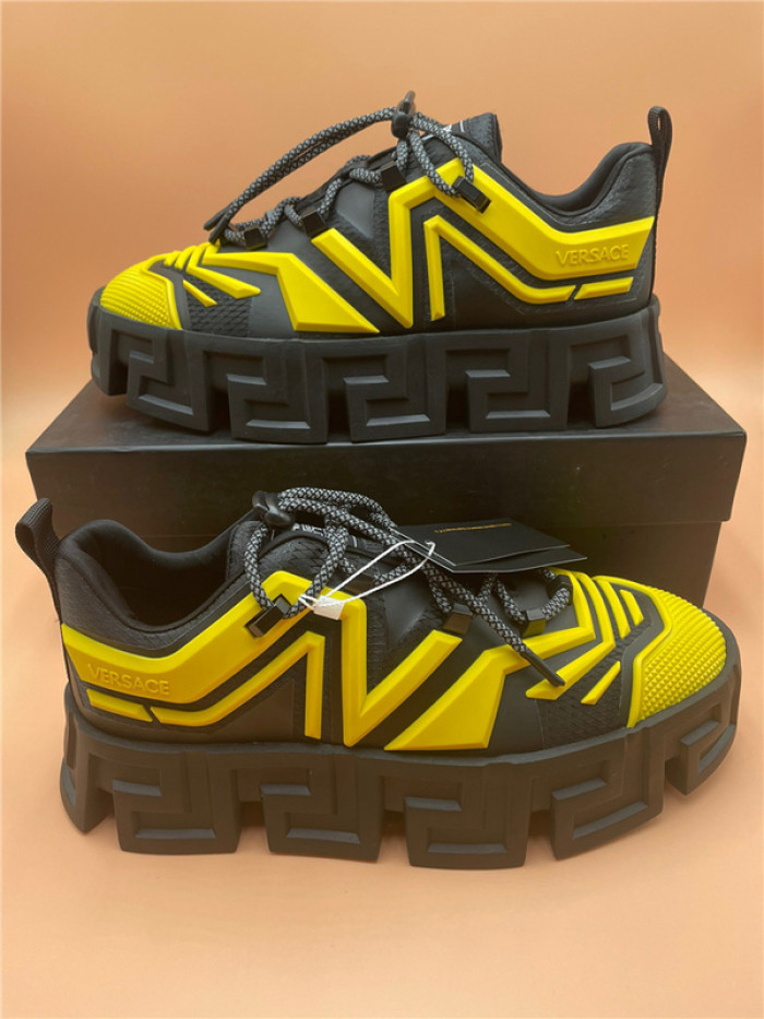 VRCE Sneaker