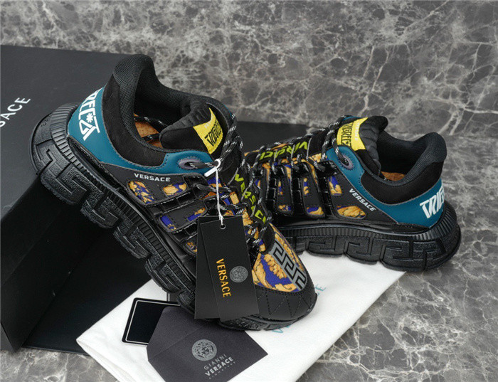VRCE Sneaker