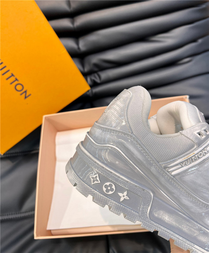 LUSV SNEAKERS