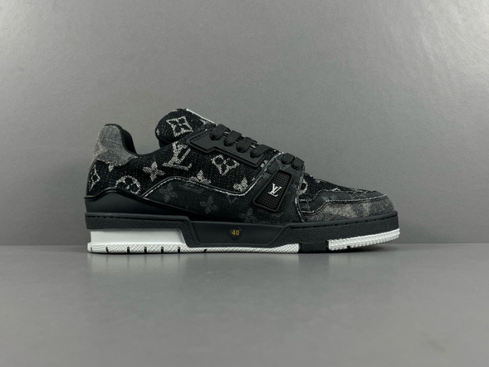 LUSV SNEAKERS