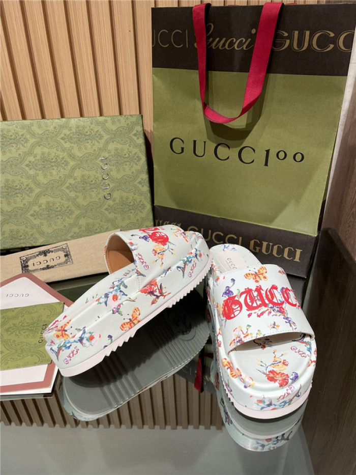 GCI GG Slide Sandal