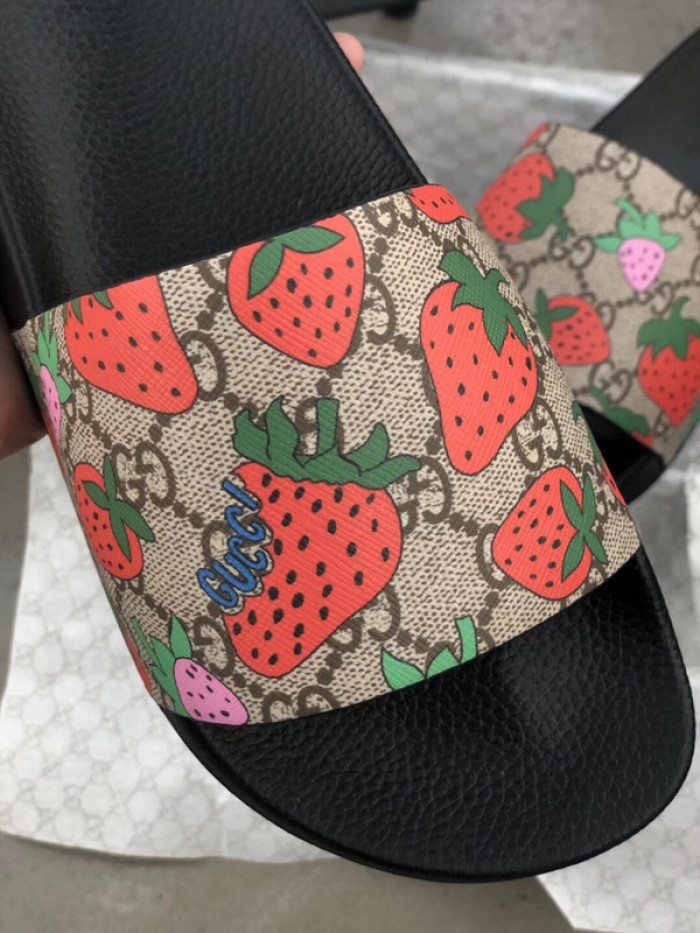 GCI GG Slide Sandal