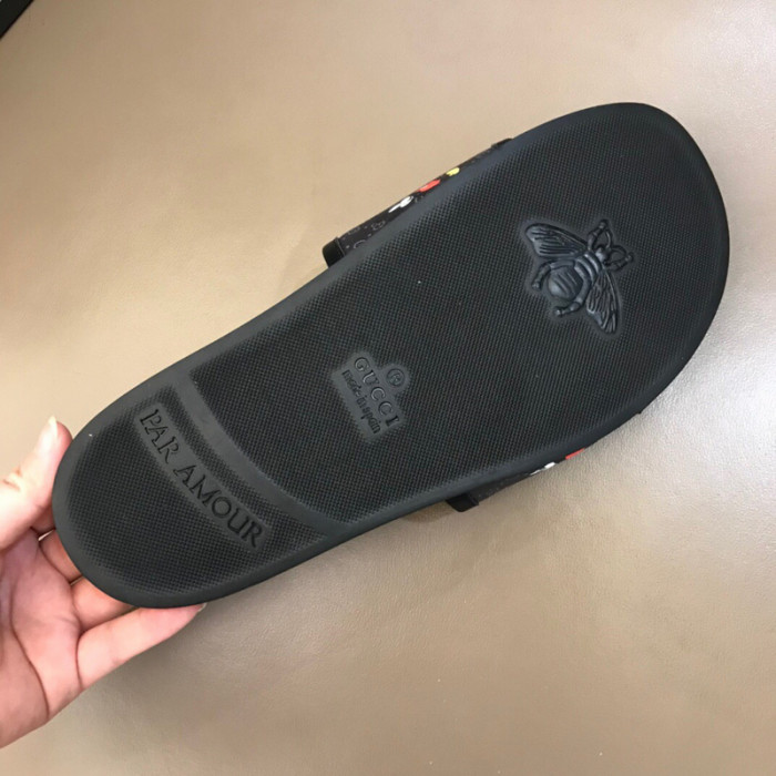 GCI GG Slide Sandal