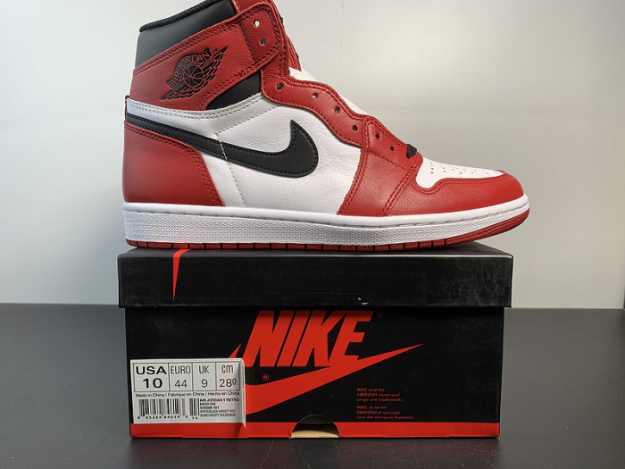 AIR JORDAN 1 RETOR HIGH OG CHICAGO RED 555088-101