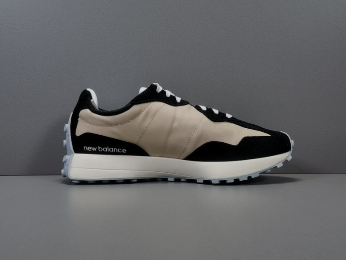 (Women) New Balance 327 ''Black White'' WS327CPA