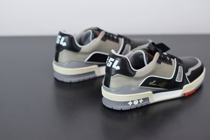 LUSV SNEAKERS